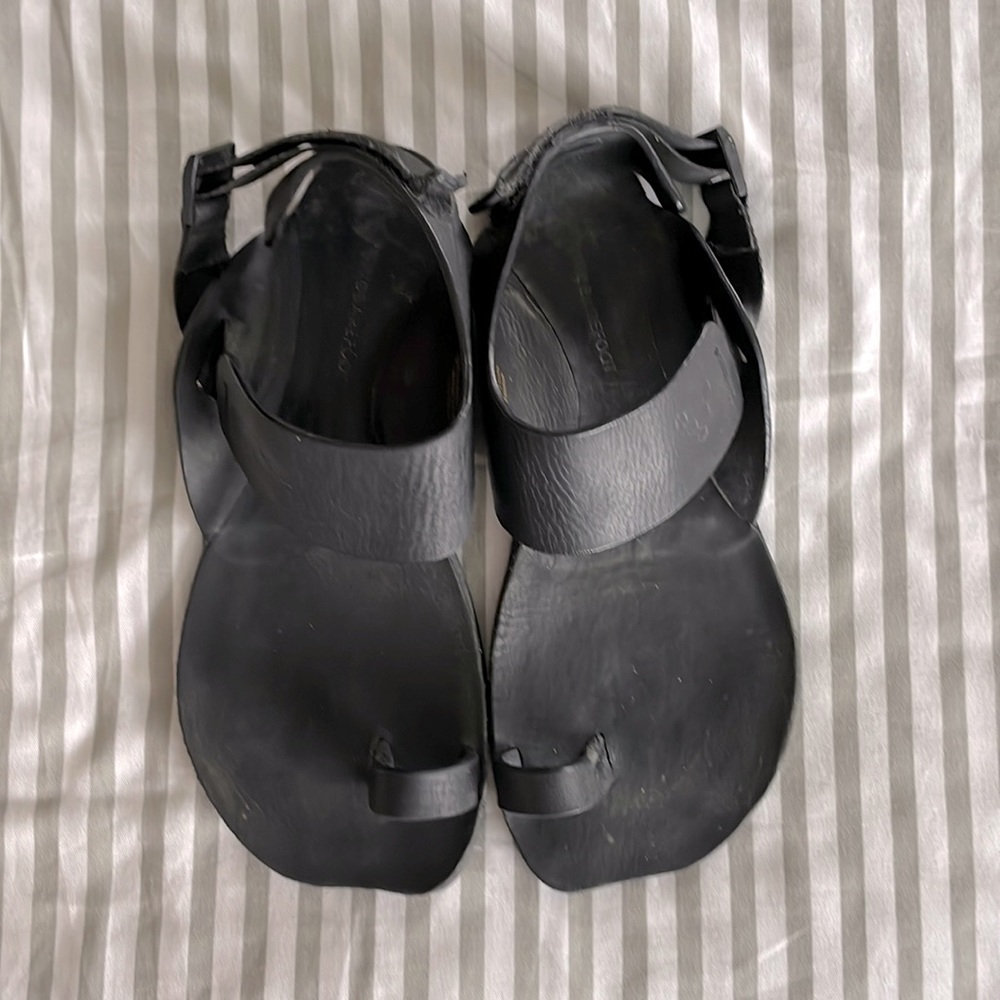 Vivobarefoot Wild Hide leather sandals 37 US 7  Vivo Barefoot